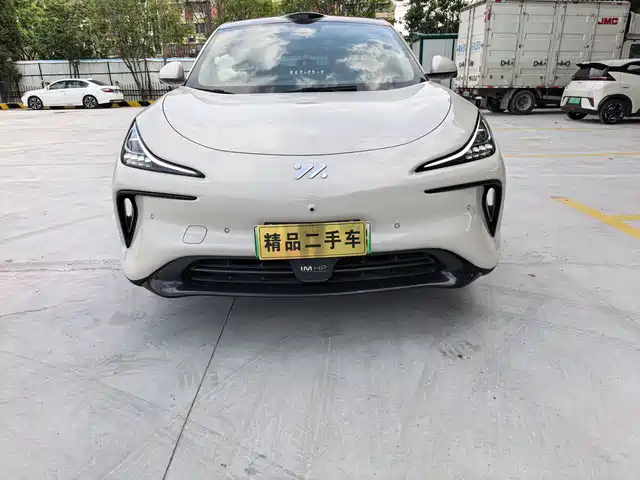 IM Motors IM LS6 2023 Max Standard Edition