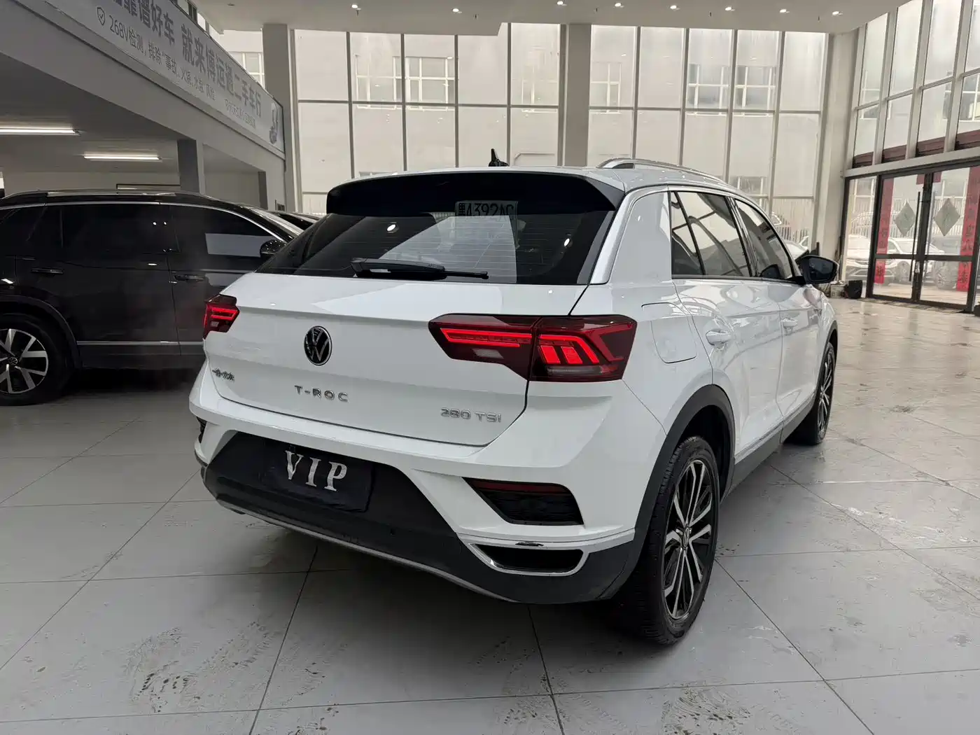 Volkswagen T-ROC 2021 Facelift 280TSI DSG 2WD Elite Smart Connect Edition фото 4