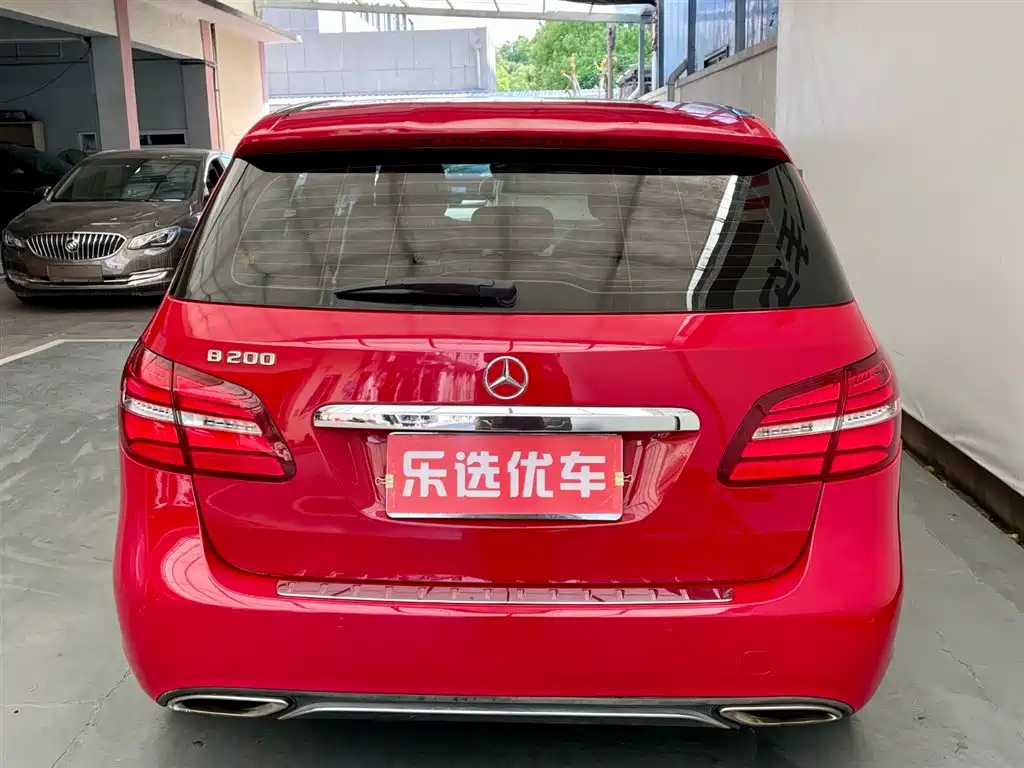 Mercedes-Benz B-Class 2018 B 200 Fashion фото 4