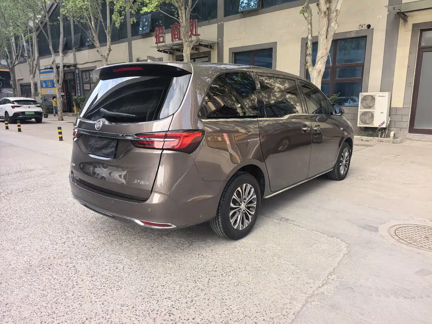BUICK GL8