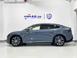 Фото 3 - Zhijie Luxeed R7