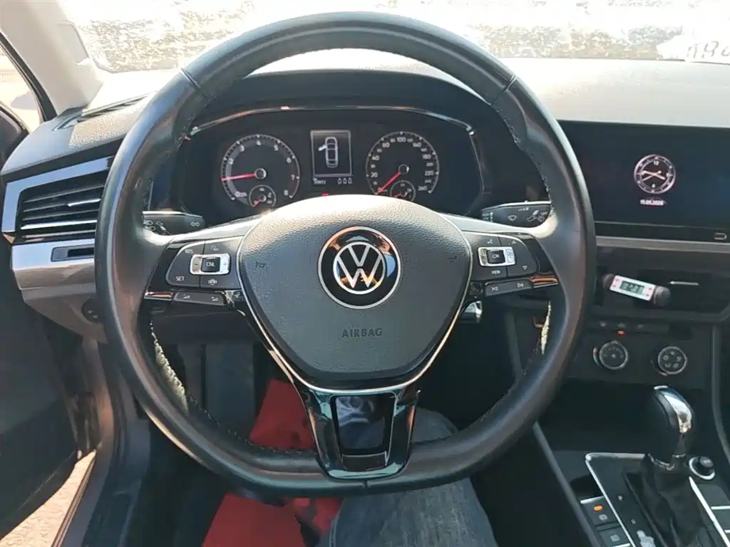 Volkswagen Bora 2021 1.5L Automatic Comfort Smart Edition фото 11
