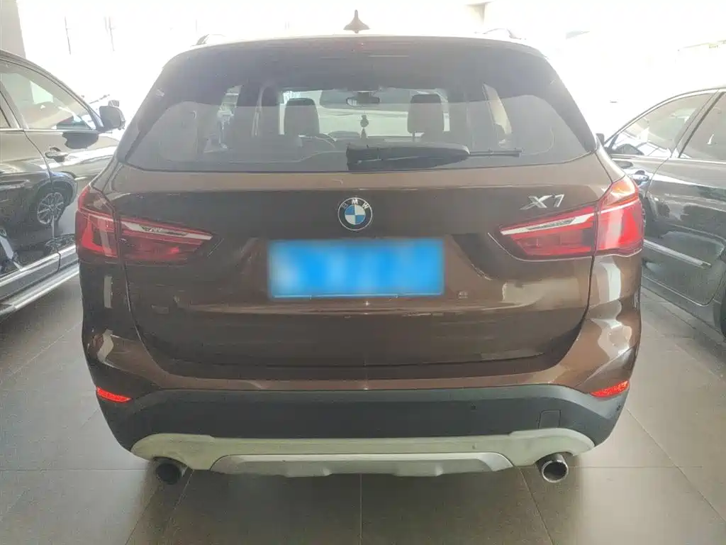 BMW X1 2018 sDrive18Li Fashion Model фото 6