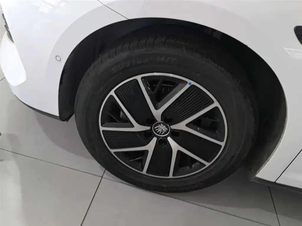 BYD Qin L 2025 DM-i Smart Drive Edition 120KM Surpassing фото 23