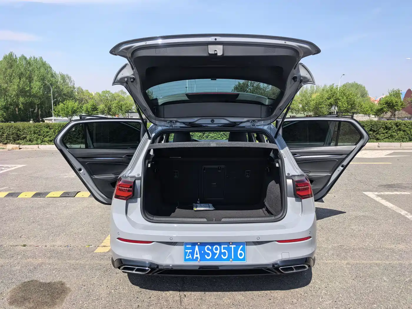 Volkswagen Golf 2023 Facelift 280TSI DSG R-Line Lite фото 7