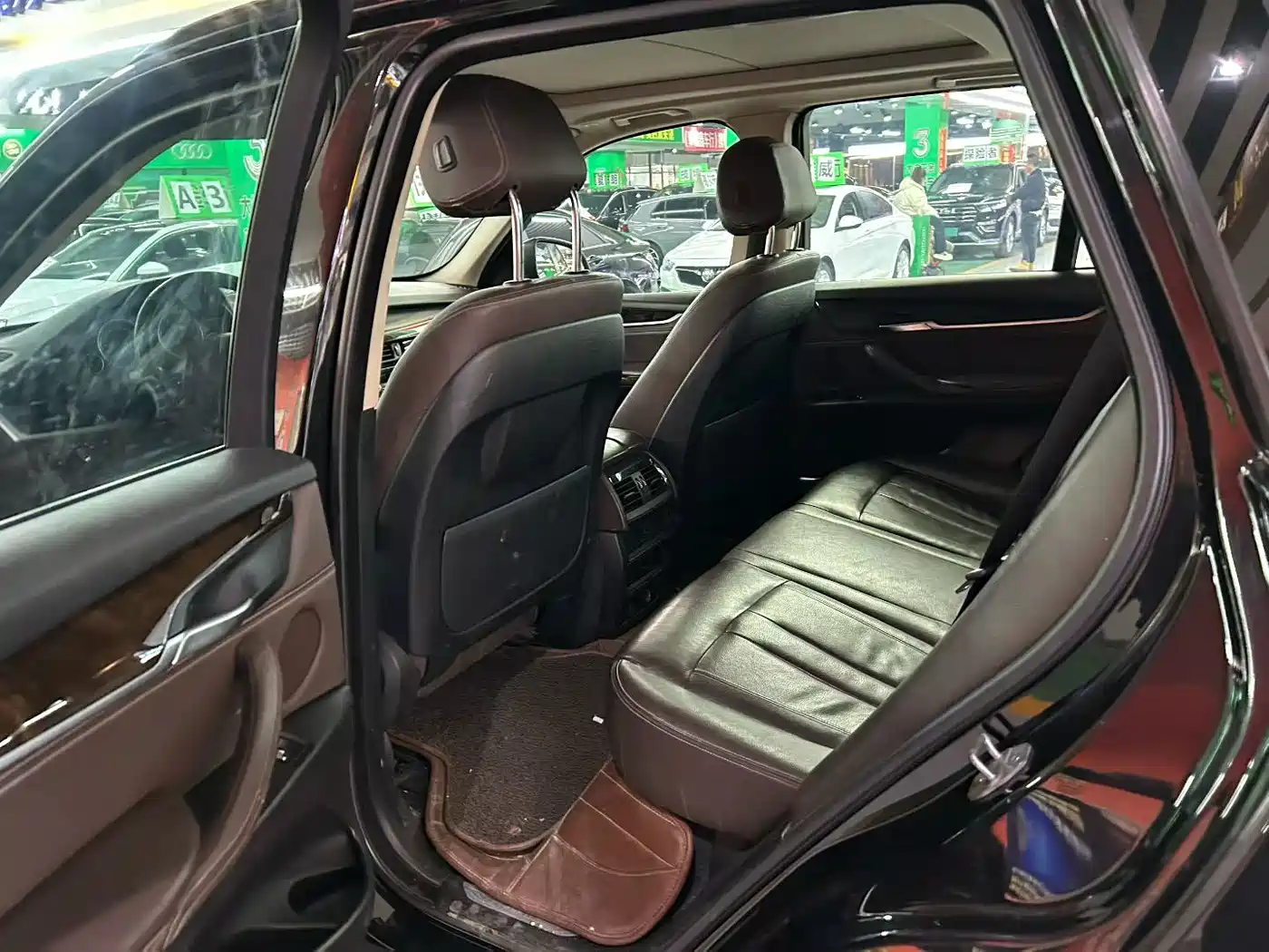 BMW X5 (Import) 2014 xDrive35i Leading фото 5