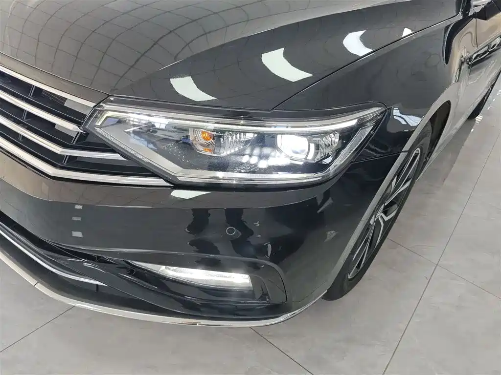 Volkswagen Magotan 2020 330TSI DSG Luxury фото 24
