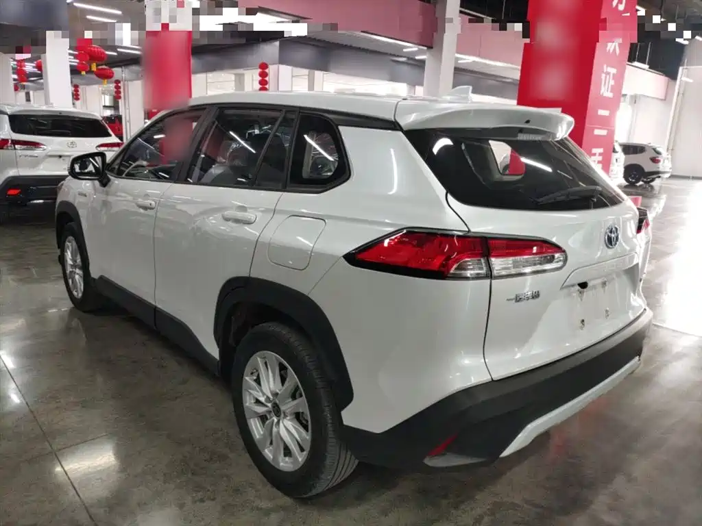 Toyota Corolla Cross 2023 Hybrid 2.0L Pioneer Edition фото 5