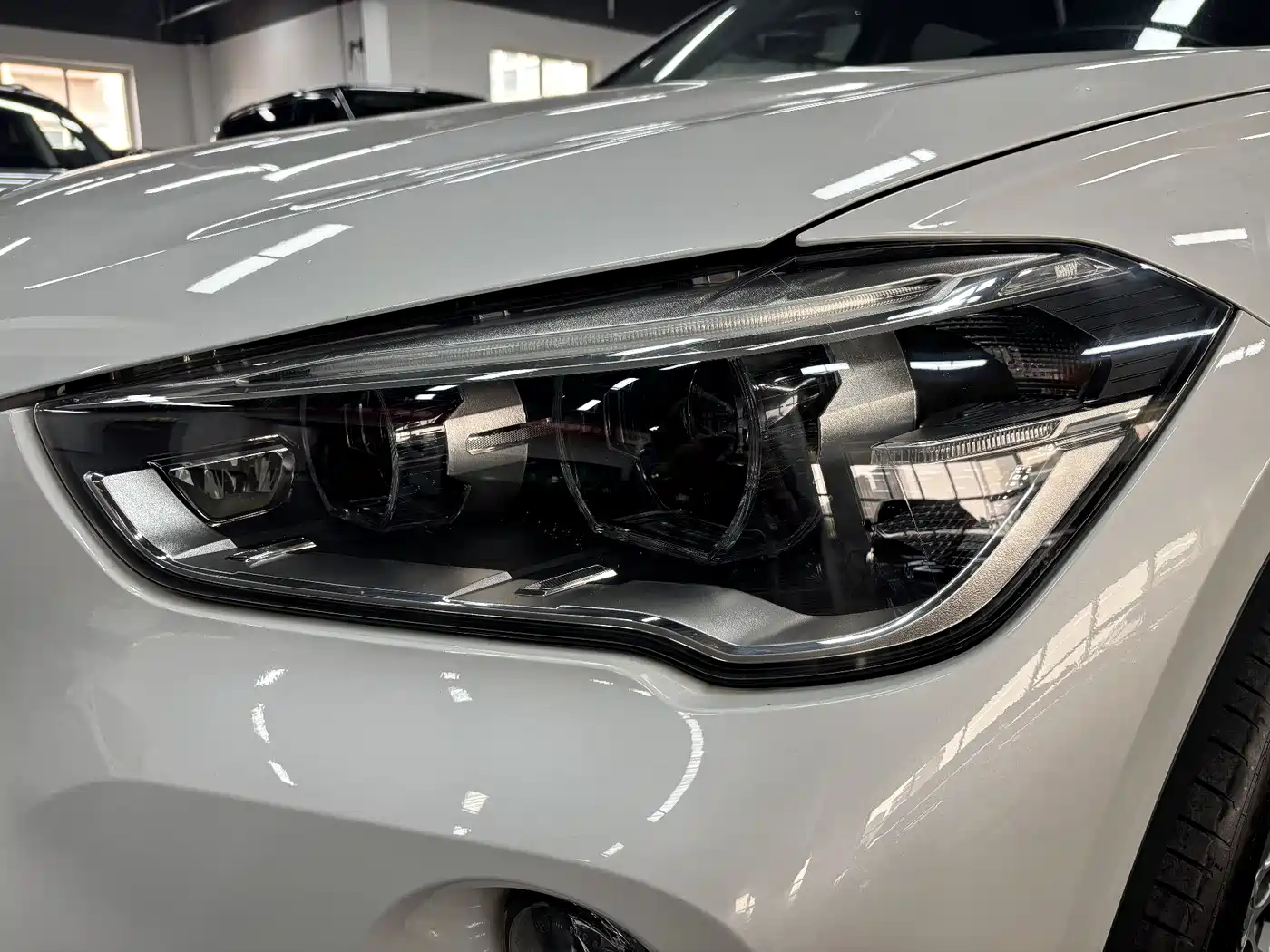 BMW X1 2019 sDrive20Li Leading Model фото 6