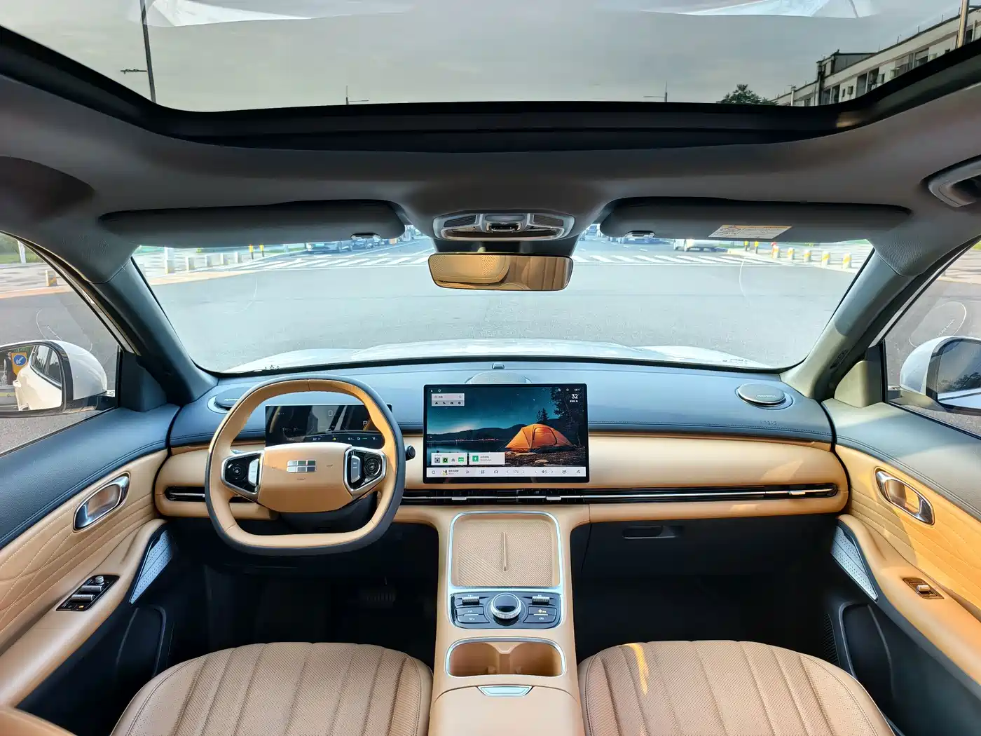 Geely Galaxy Galaxy Starship 7 EM-i 2025 2025 Model 120km Voyage+ Edition