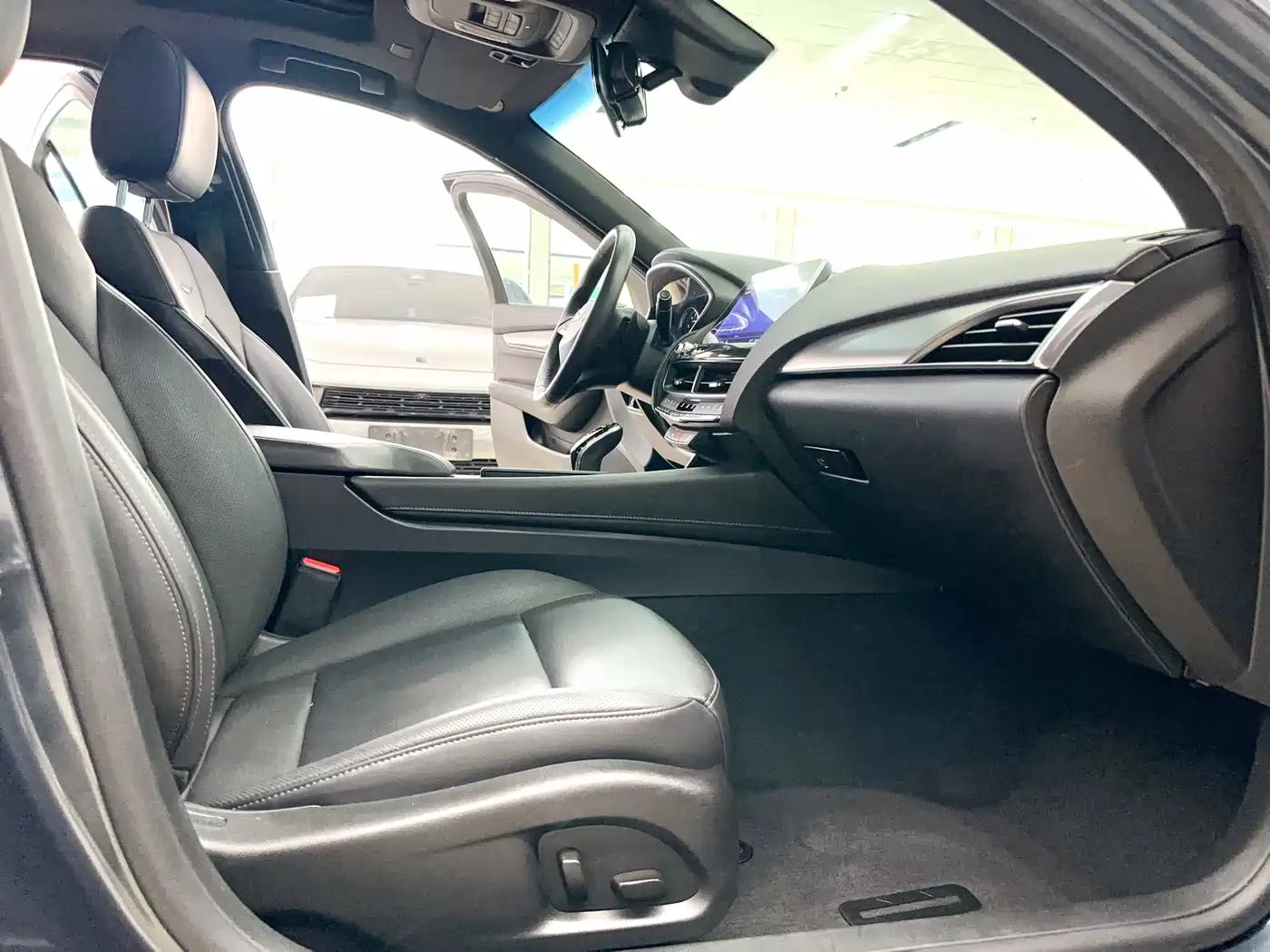Cadillac CT5 2021 Facelift 28T Luxury Edition фото 10