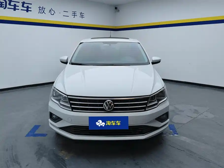 Volkswagen Jetta 2019 Dream Edition 1.5L Auto Comfort фото 2