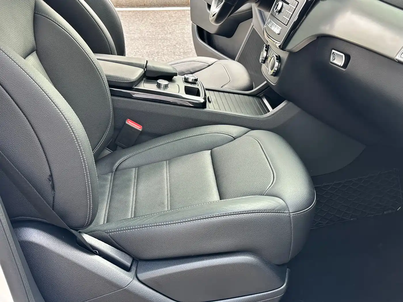 Mercedes-Benz GLE Coupe 2015 GLE 320 4MATIC Coupe SUV фото 13