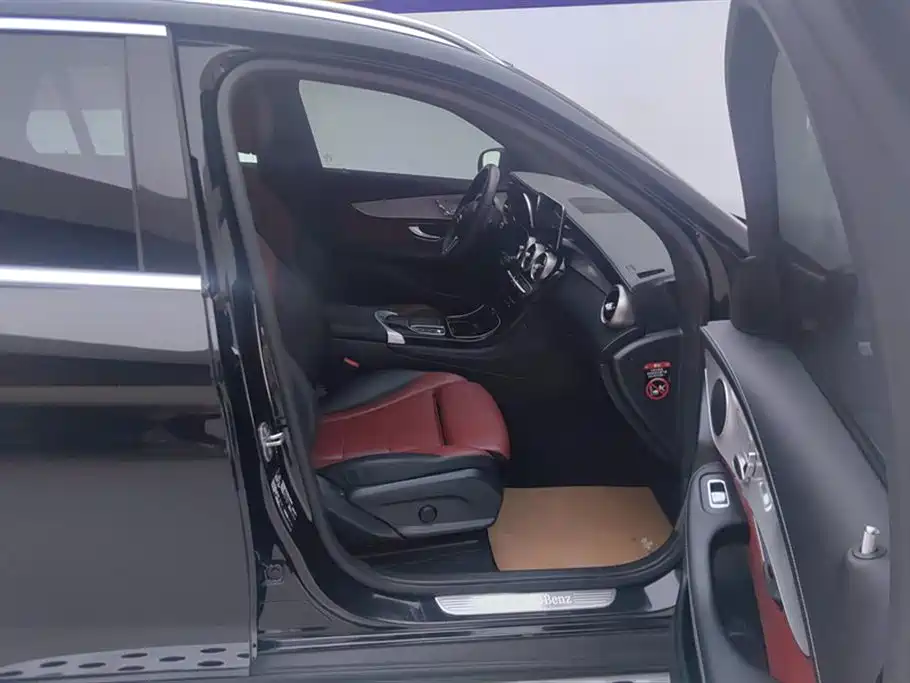 Mercedes-Benz GLC 2020 Facelift GLC 300 L 4MATIC Dynamic фото 8