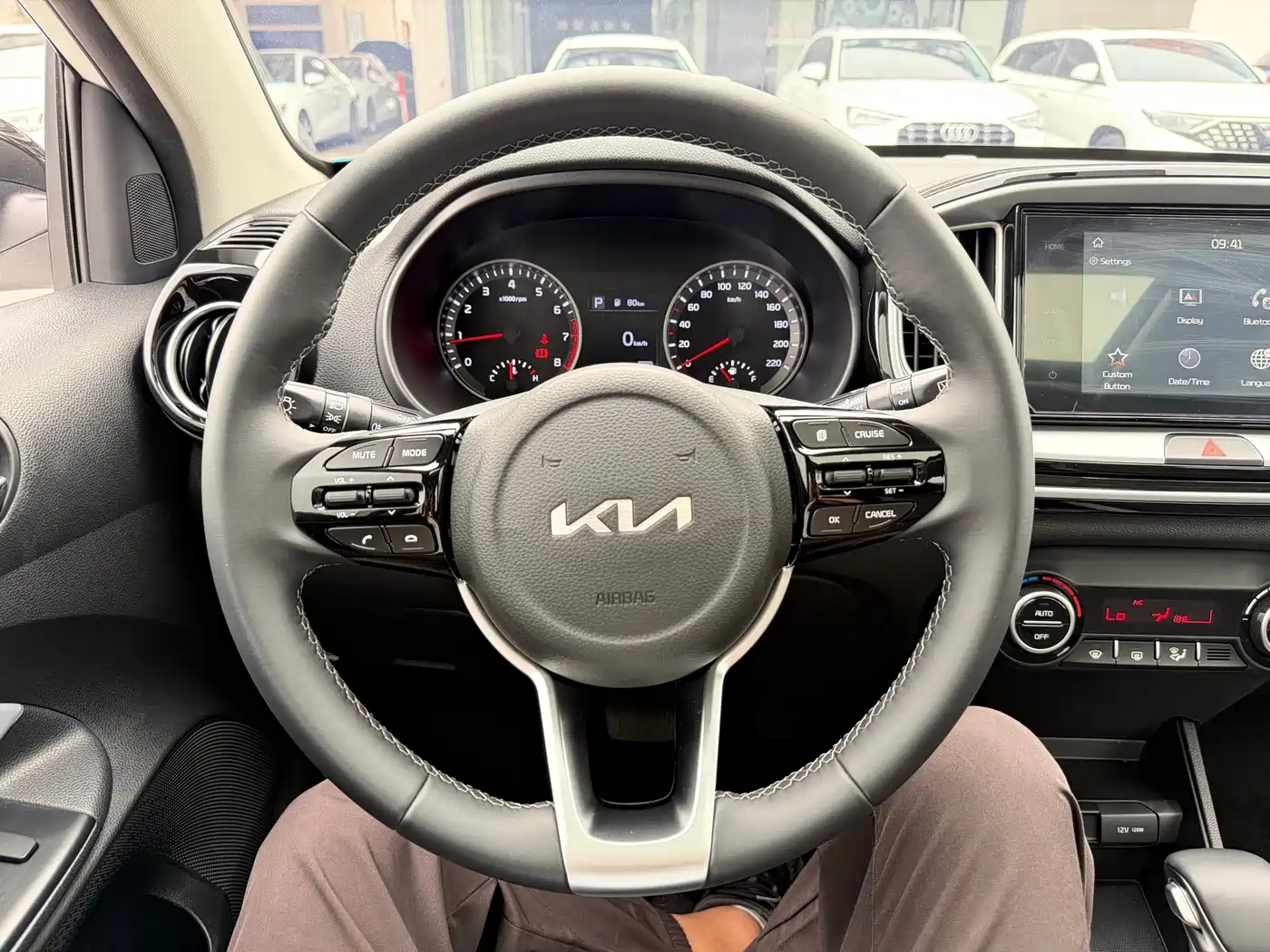 Kia KX1 2021 1.4L CVT Sunroof Version фото 10