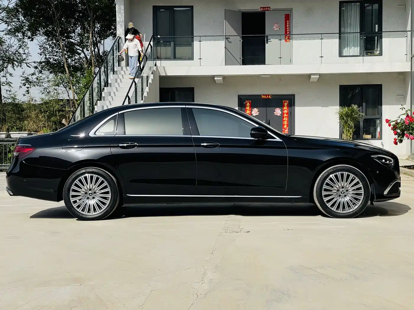 Mercedes-Benz E-Class 2022 Facelift III E 300 L Luxury фото 20