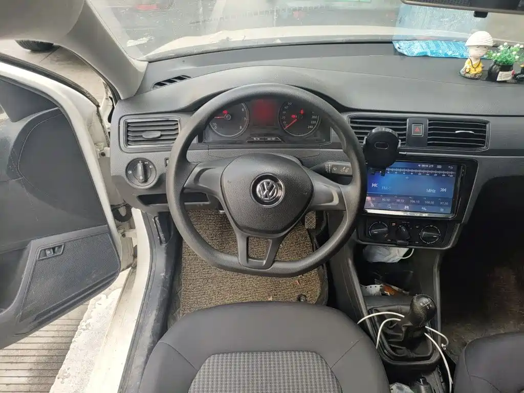 Фото 11 - Volkswagen Santana