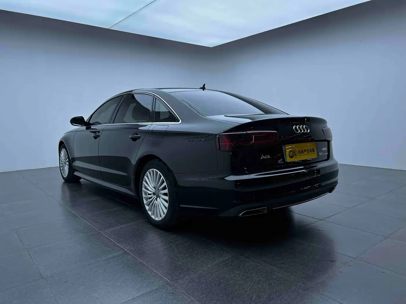 AUDI A6L NEW ENERGY