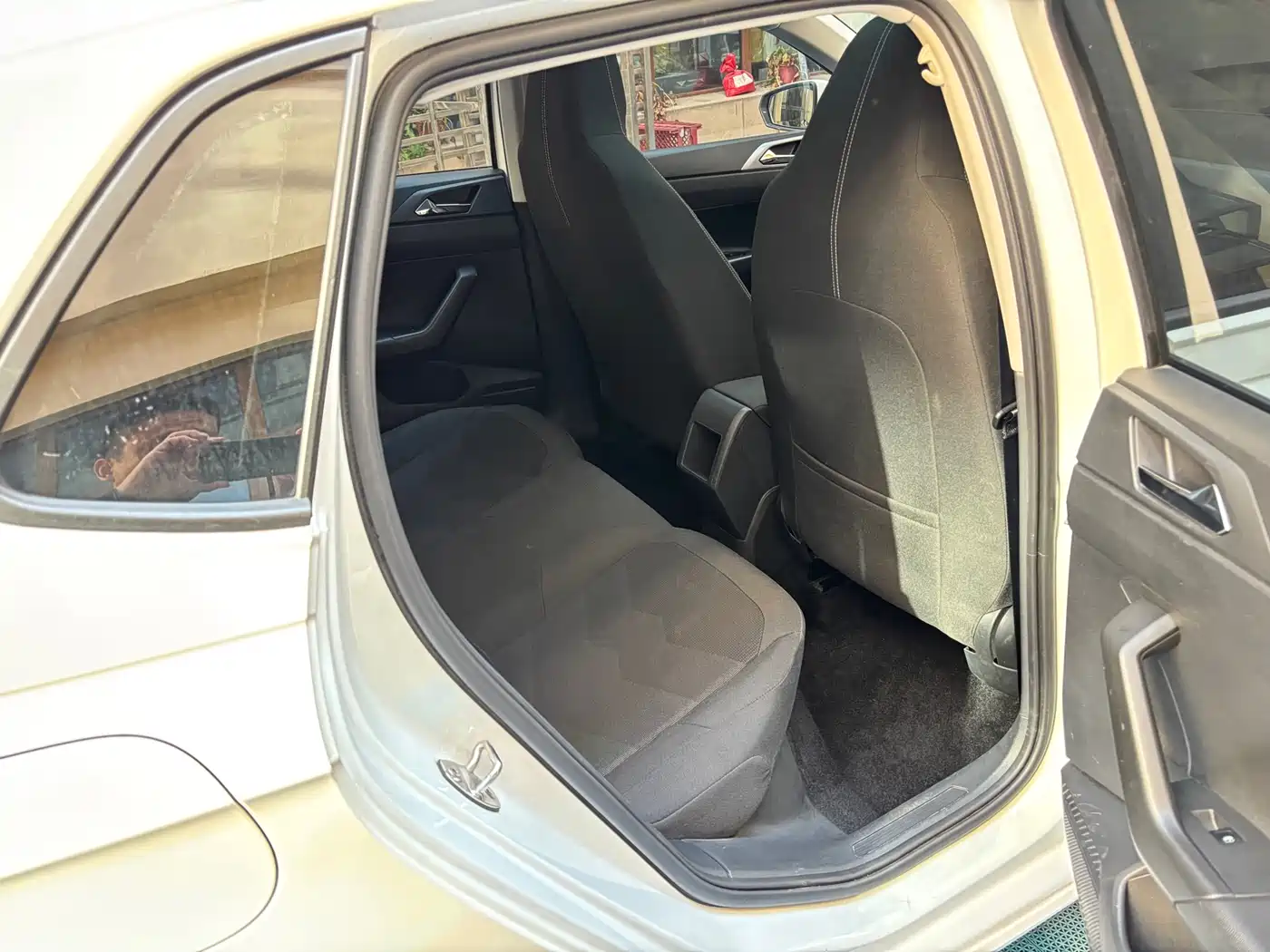 Volkswagen Polo 2021 Plus 1.5L Automatic Panorama Enjoyment Edition фото 8