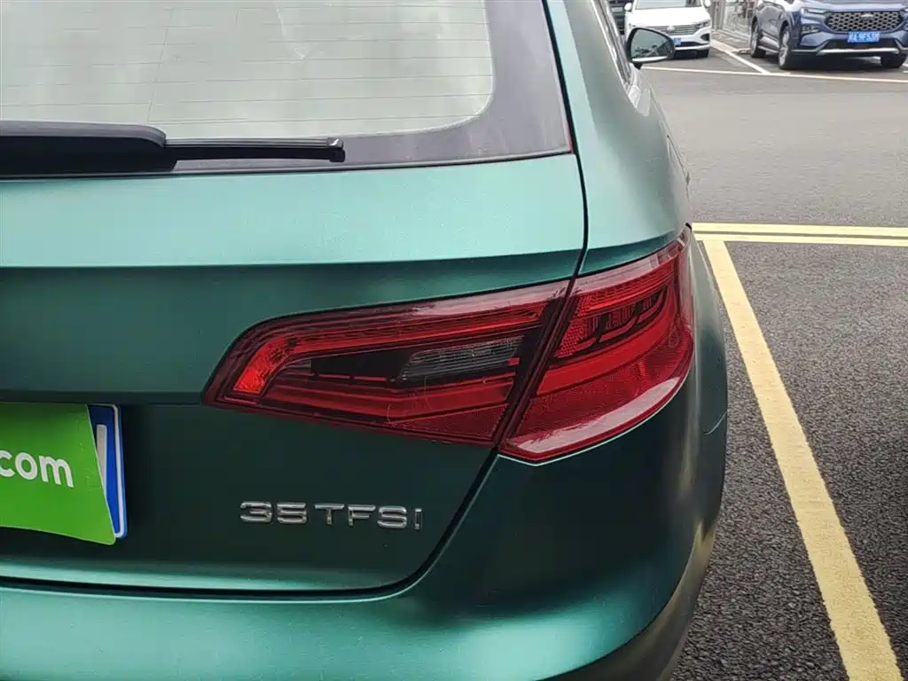 Audi A3 2016 Sportback 35 TFSI Leadership фото 8
