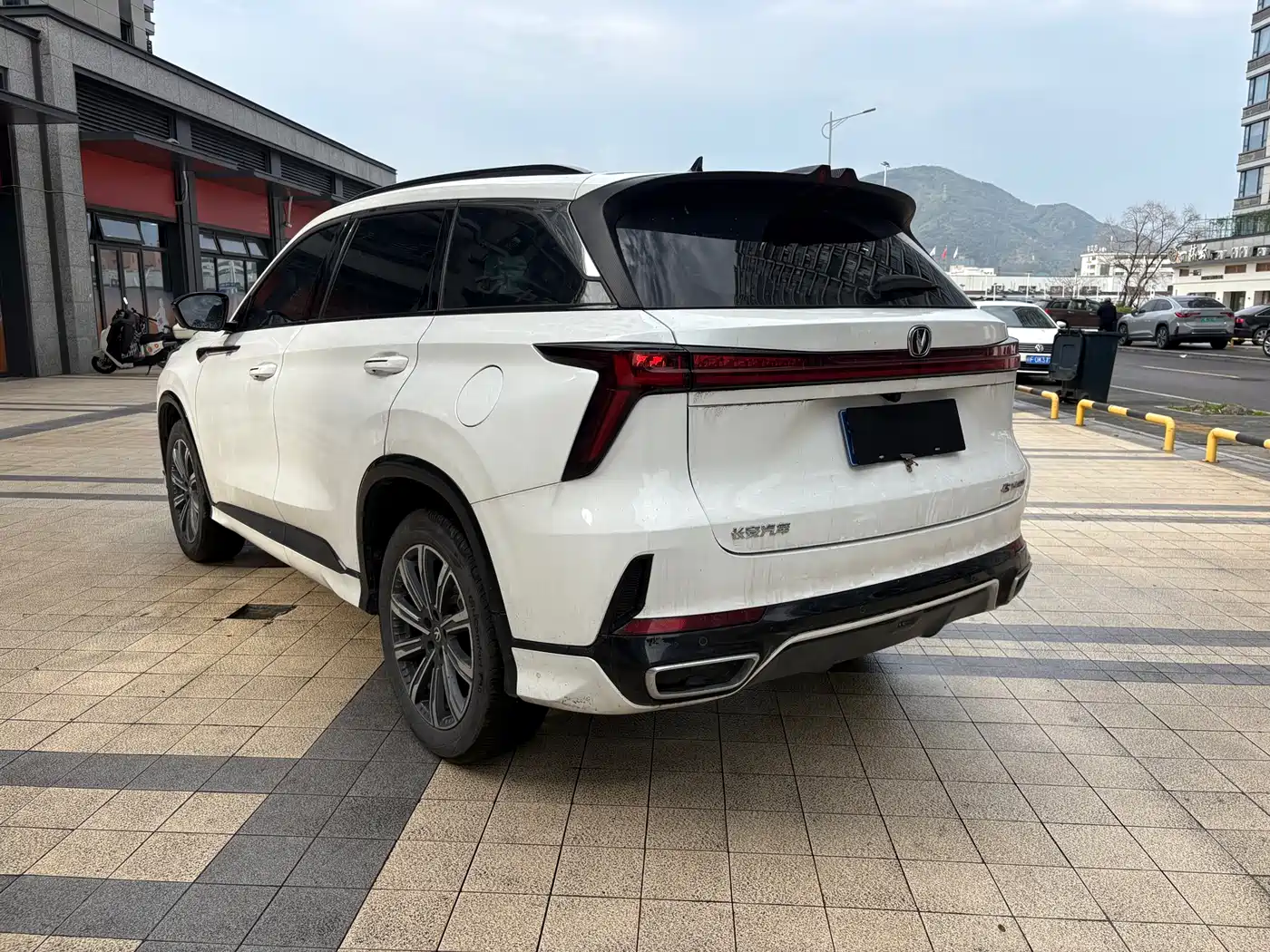 CHANG'AN CS75PLUS