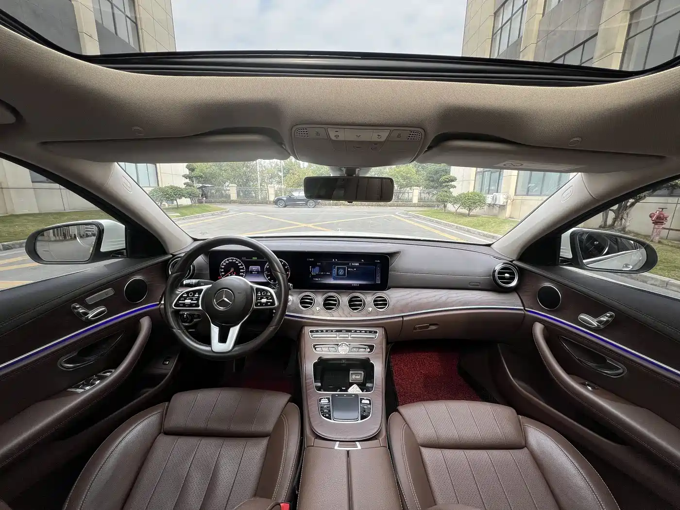 Mercedes-Benz E-Class 2019 E 260 L фото 13