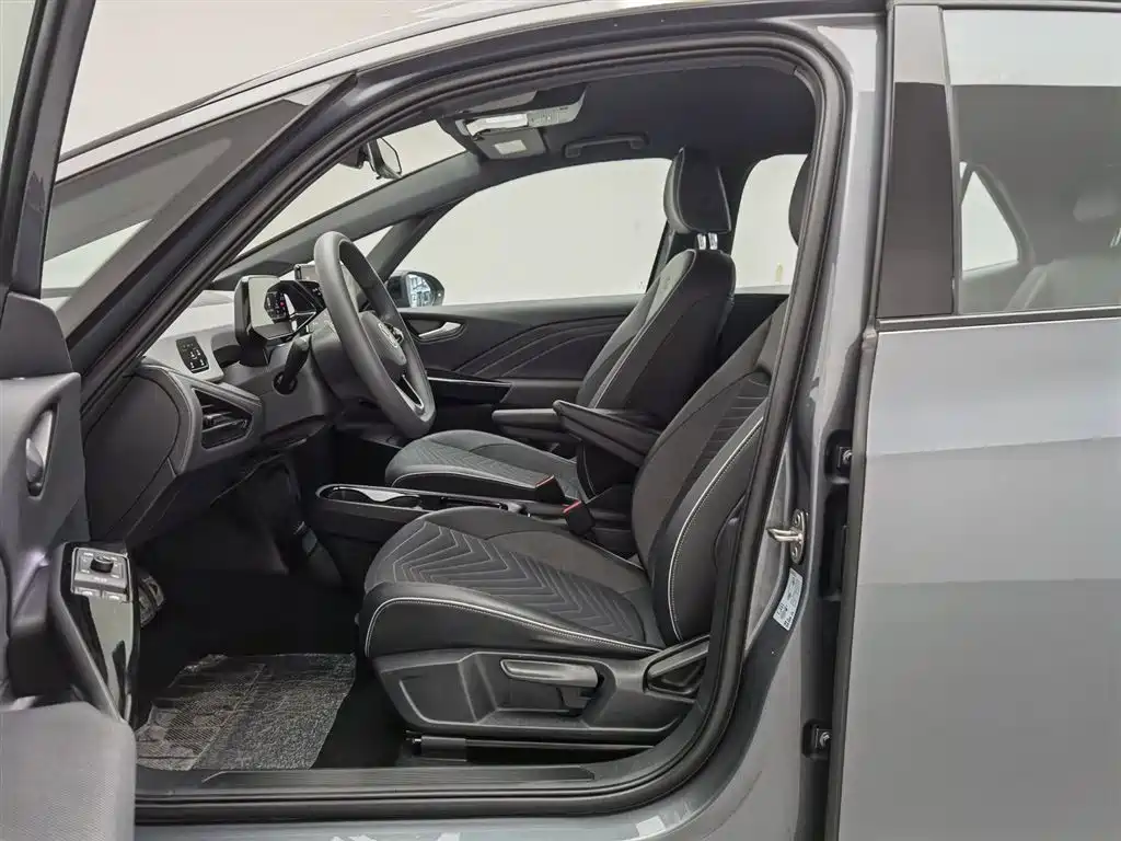 Volkswagen ID.3 2024 Pure Smart Edition фото 10