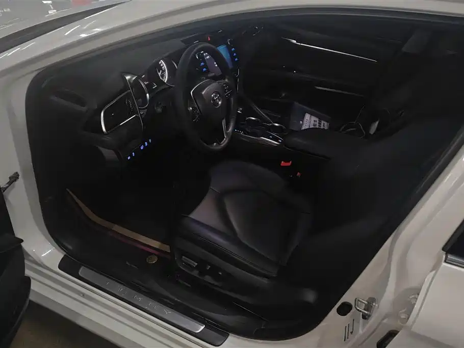 Toyota Camry 2019 2.5G Luxury (China V) фото 9
