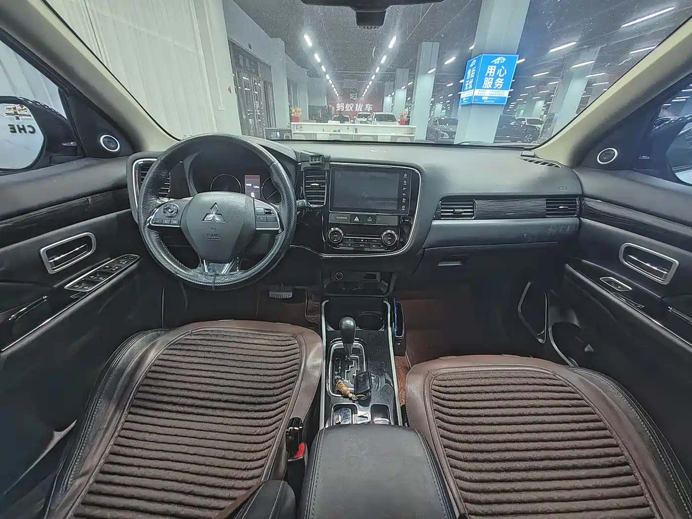 Mitsubishi Outlander 2019 2.0L 2WD Enjoy 5-Seater China VI фото 12
