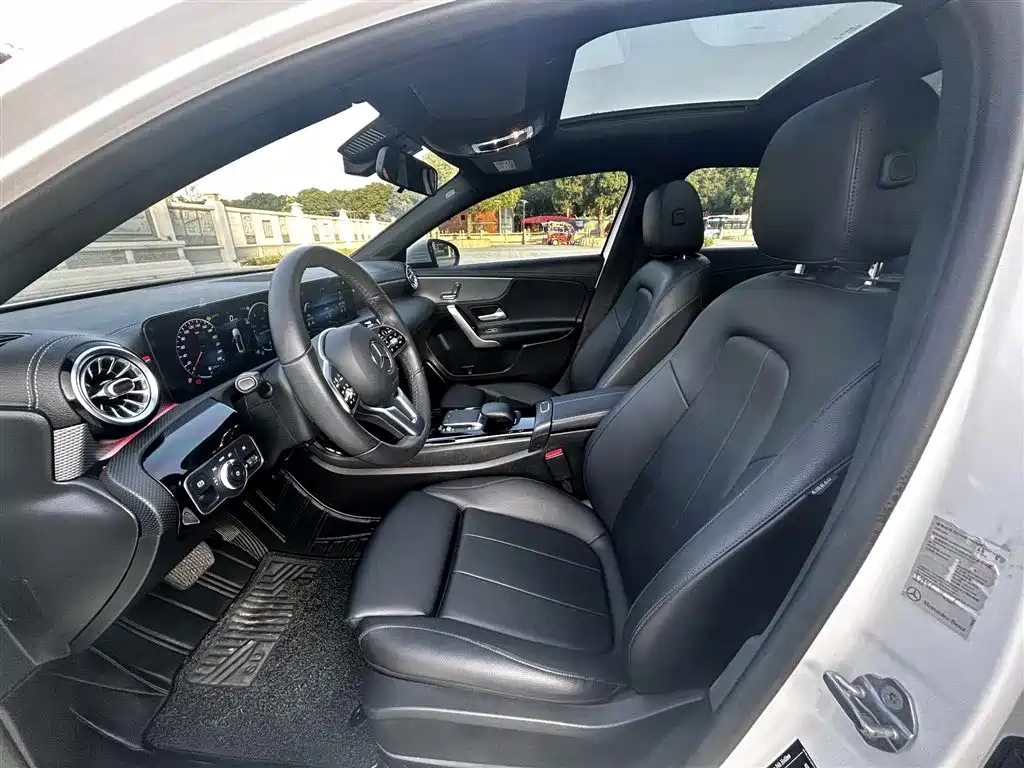Mercedes-Benz A-Class 2022 A 180 L Sport Sedan фото 8