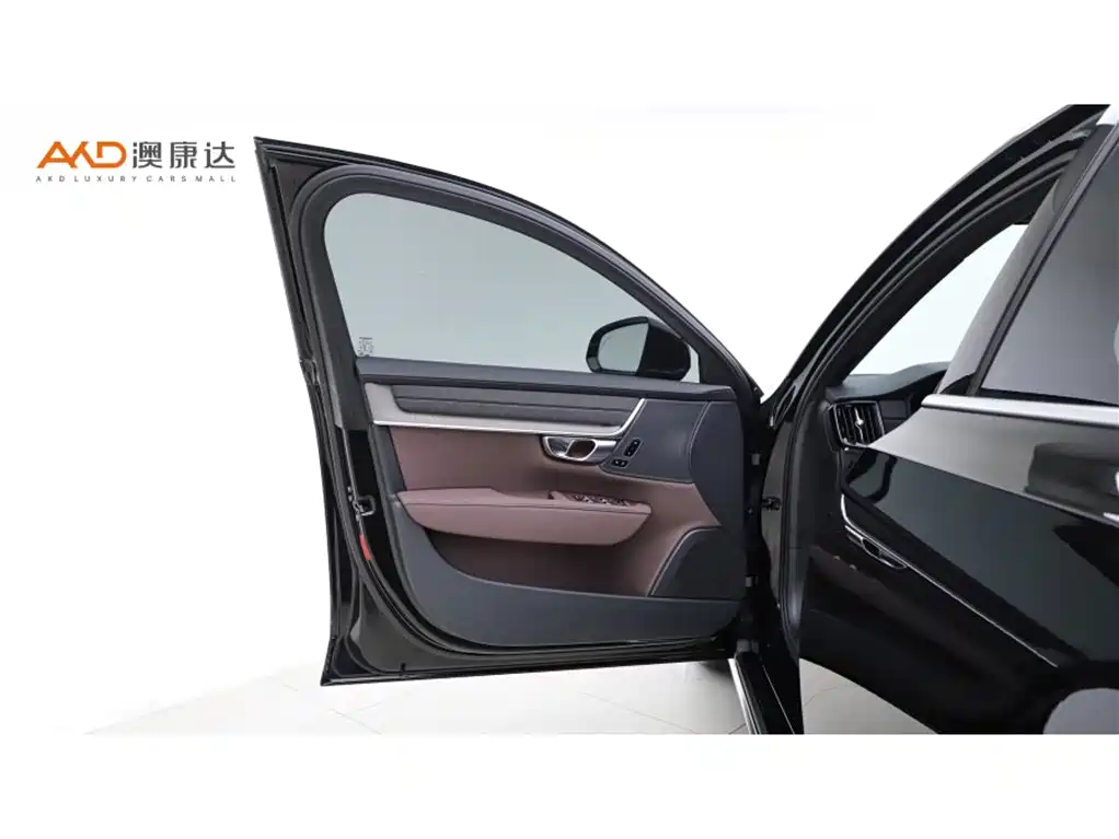 Volvo S90 2026 B5 Zhiyi Luxury Edition фото 10