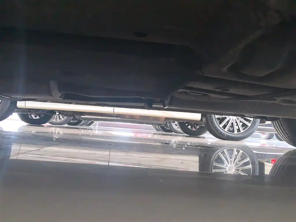 Buick GL8 2018 ES 28T Comfort Type China VI фото 21