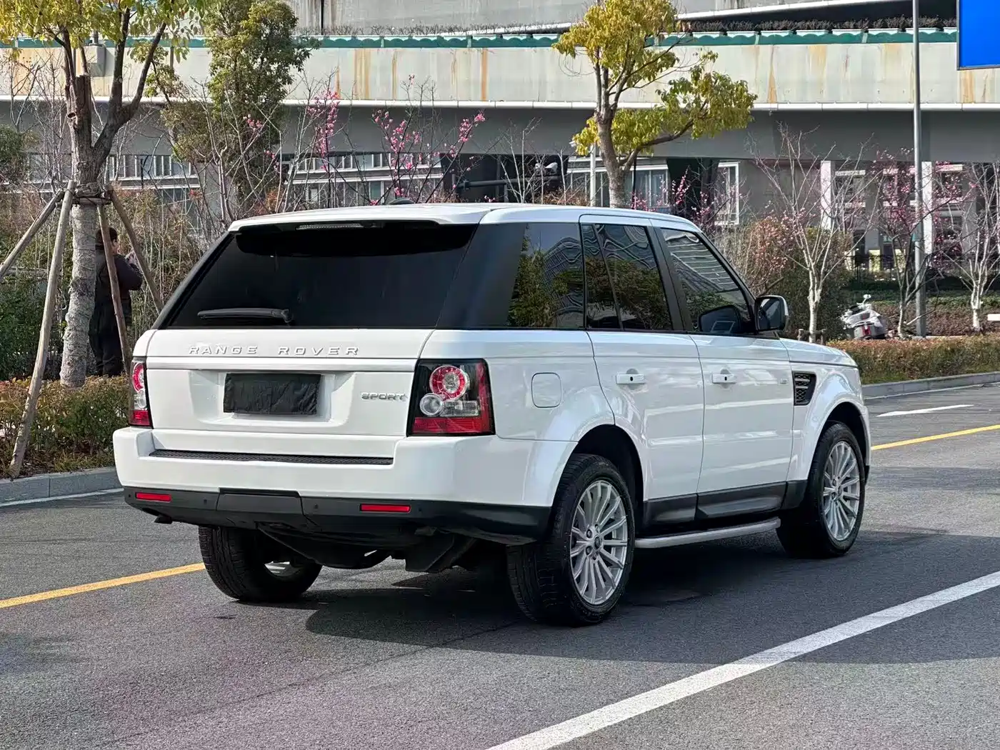 Land Rover Range Rover Sport 2013 3.0 TDV6 Black Label Limited Edition фото 17