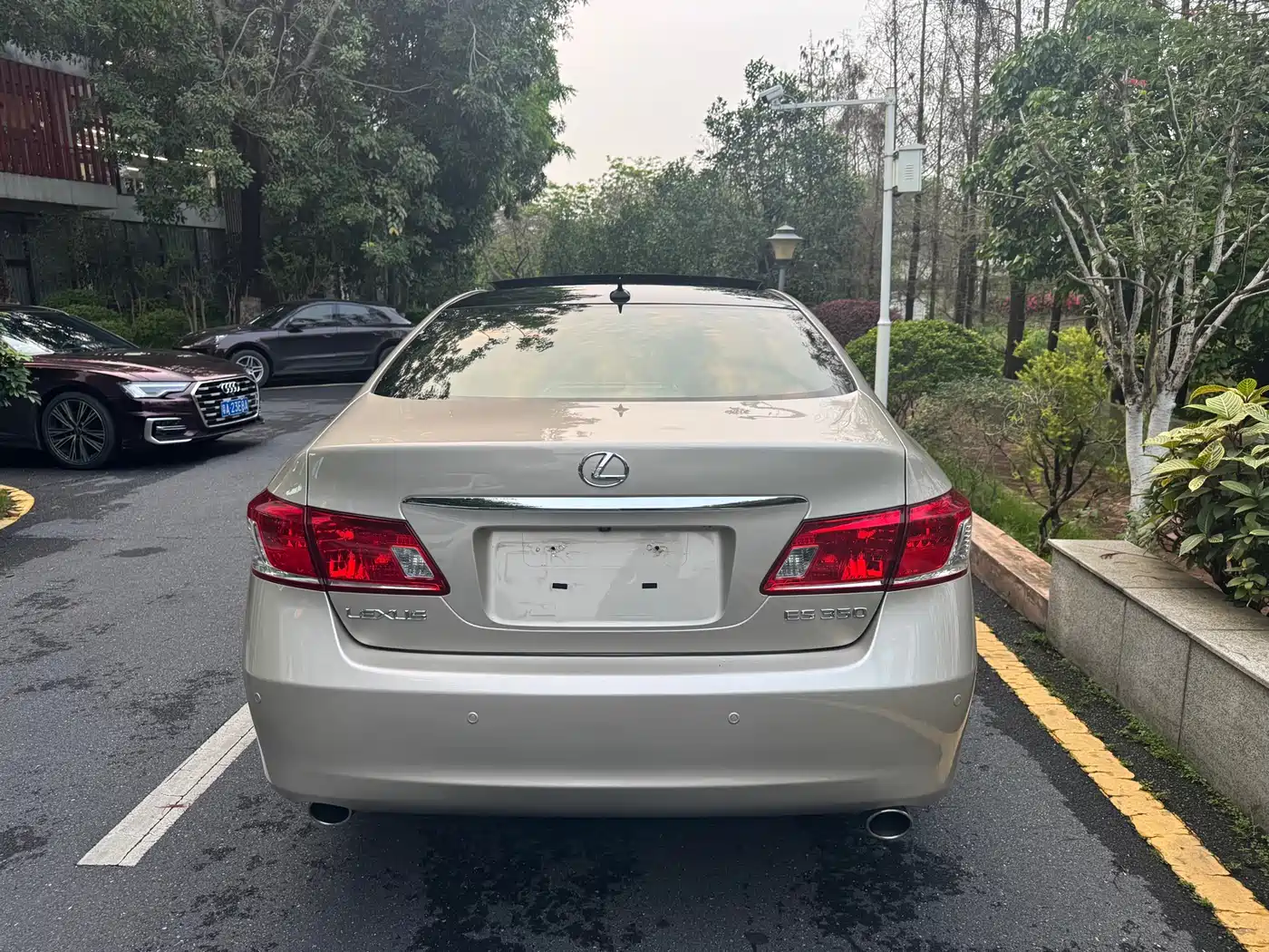 Lexus ES 2010 240 Luxury Edition фото 6