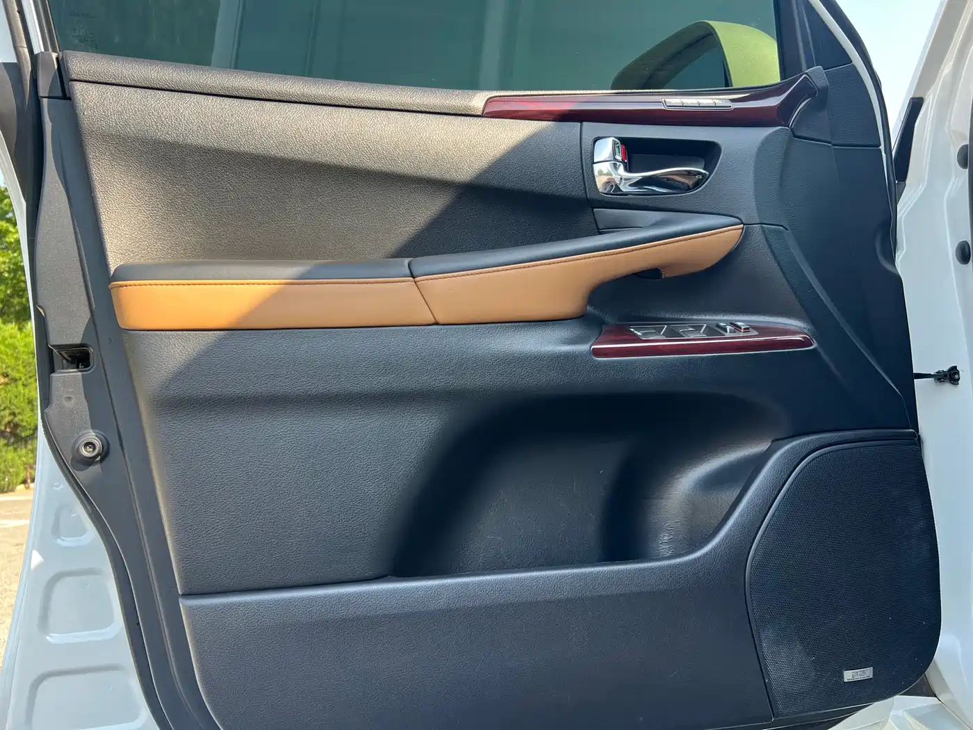 Lexus LX фото 8