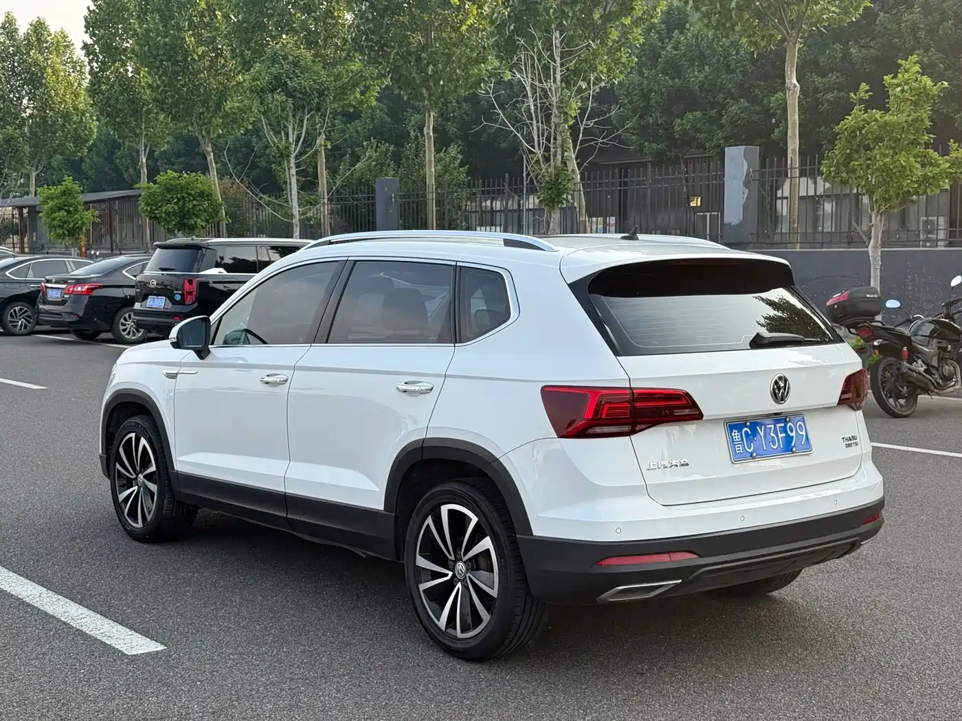 Volkswagen Tharu 2020 280TSI 2WD Luxury Edition China V фото 4