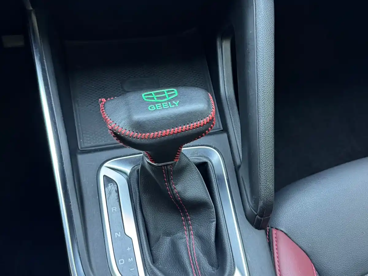 Geely Vision X3 2022 2021 PRO 1.5L CVT Premium