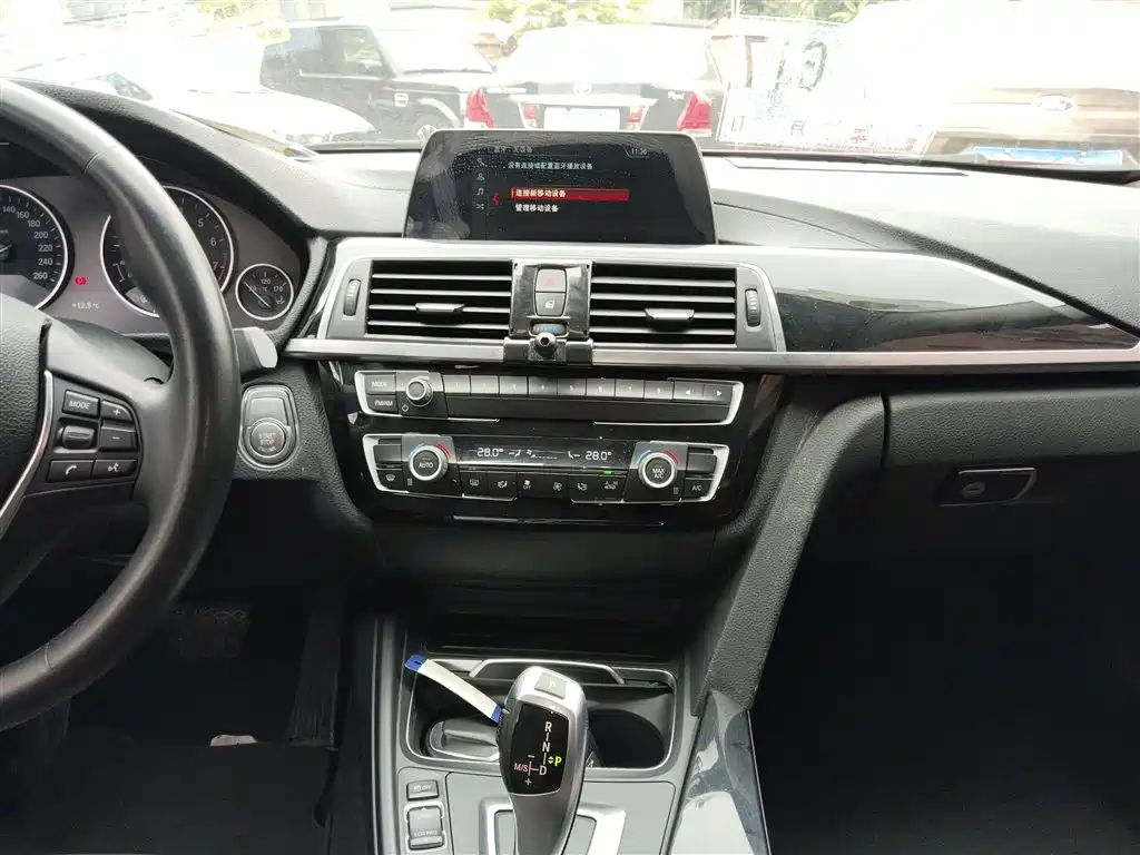 BMW 3 Series 2018 320Li Fashion Style фото 9