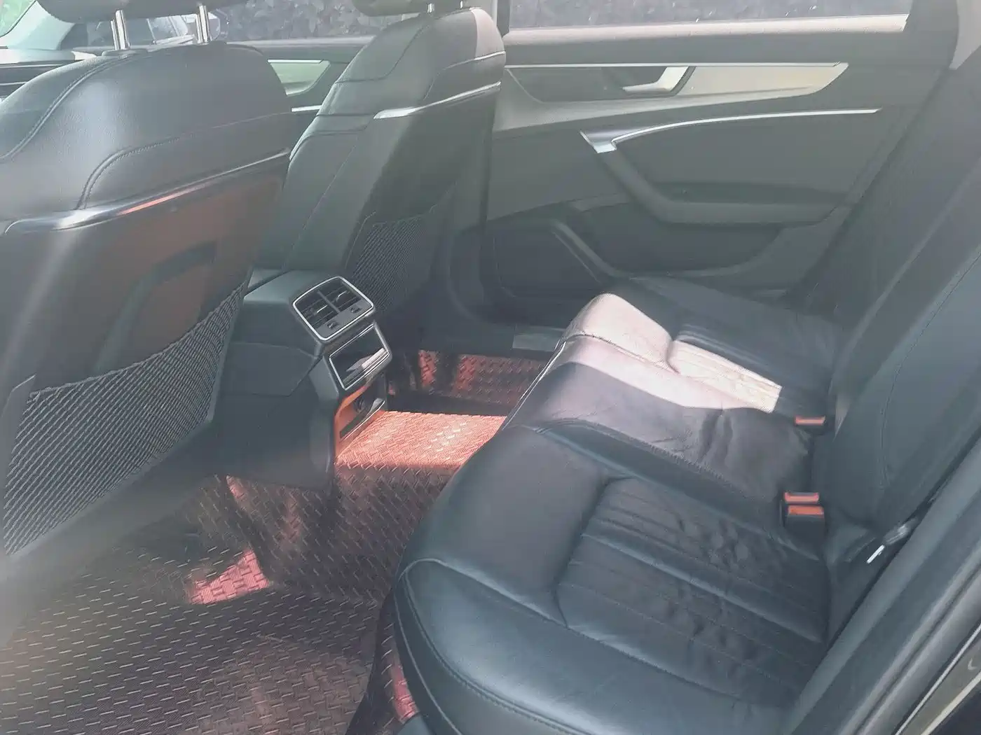 Audi A6L 2019 40 TFSI Luxury Elegance фото 5