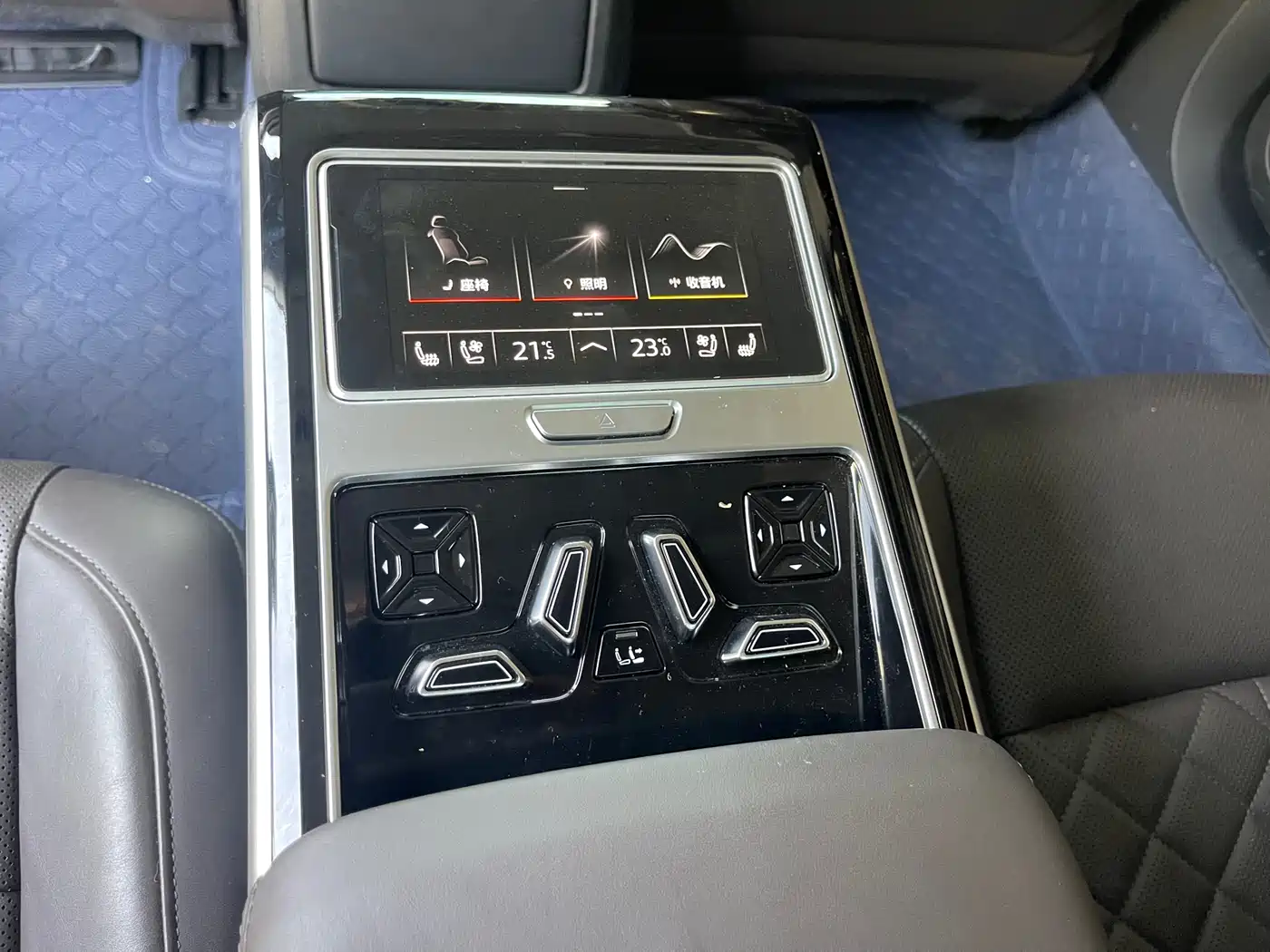 Audi A8 2021 A8L 55 TFSI quattro Luxury фото 11