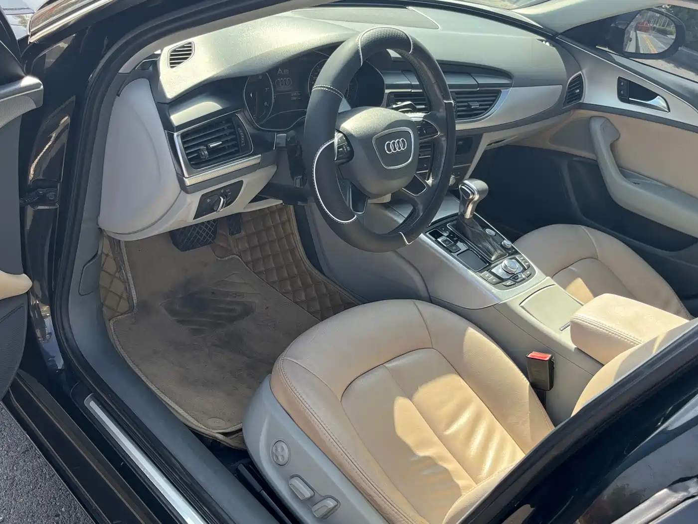 Audi A6L 2012 TFSI Comfort фото 11