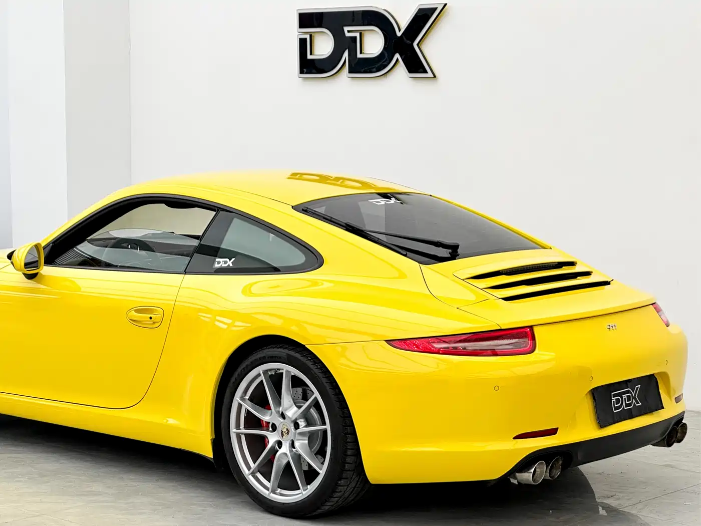 Porsche 911 2012 Carrera 3.4L фото 8