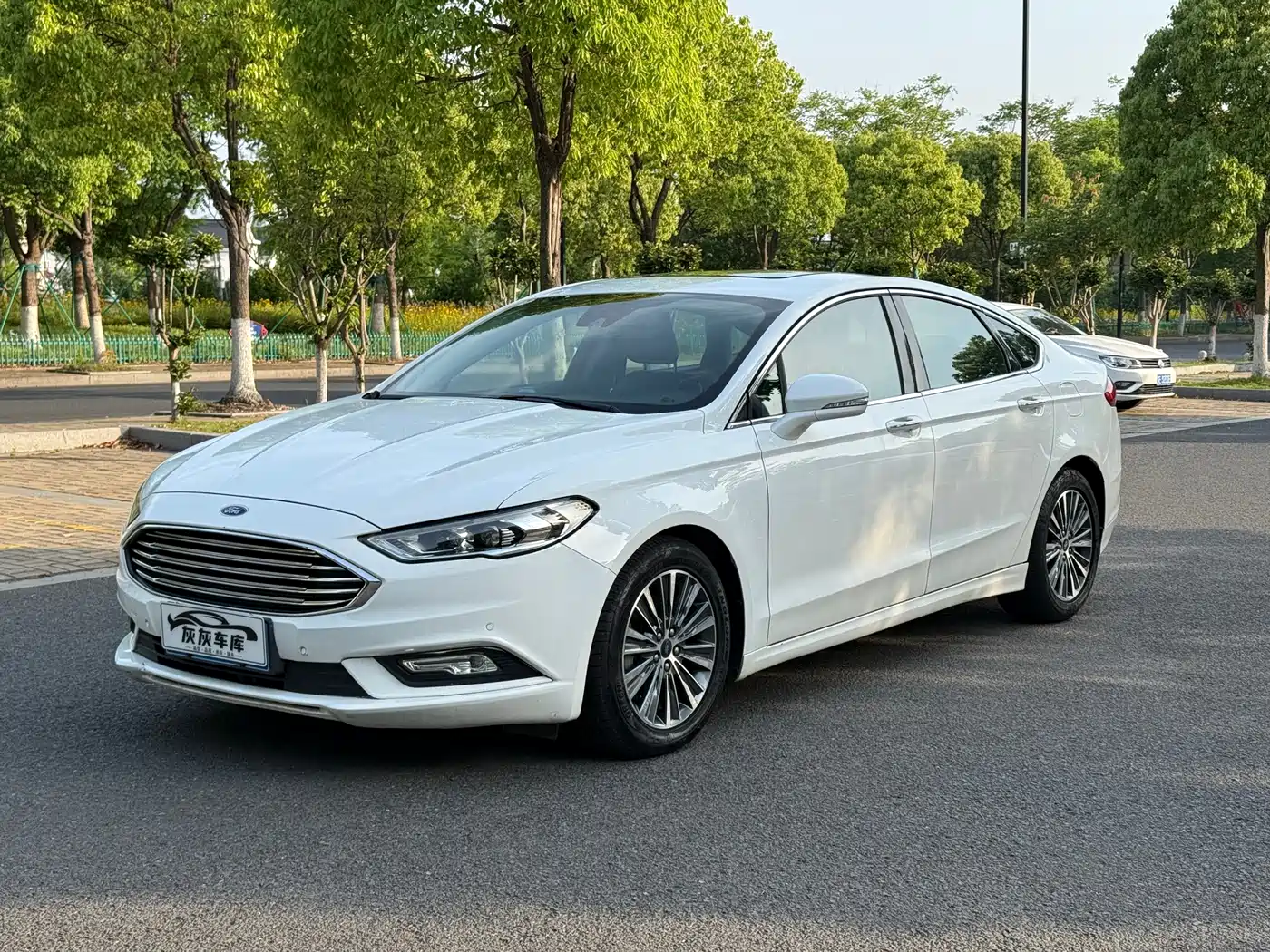 FORD MONDEO