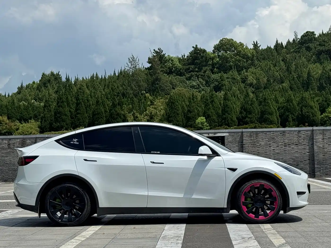 Фото 4 - Tesla Model Y