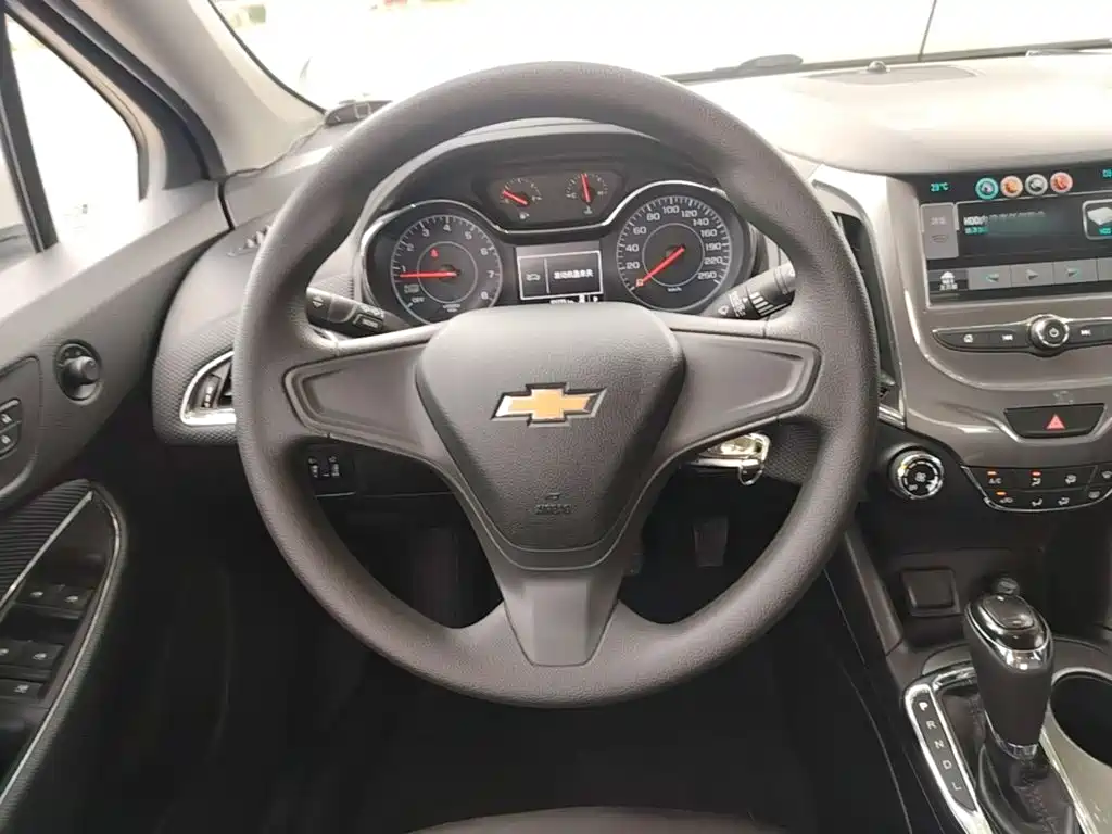 Chevrolet Cruze 2017 2017 1.5L Automatic Pioneer Sunroof