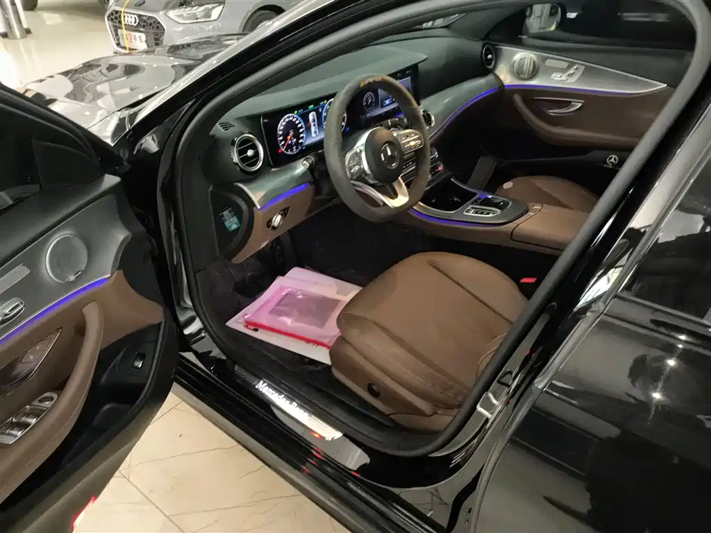 Mercedes-Benz E-Class (Import) 2020 E 260 Sport фото 12