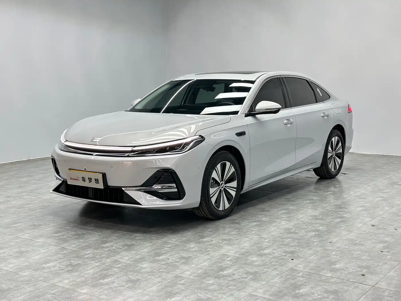 Geely Galaxy Galaxy A7 2025 EM-i 150km Explorer+ Edition
