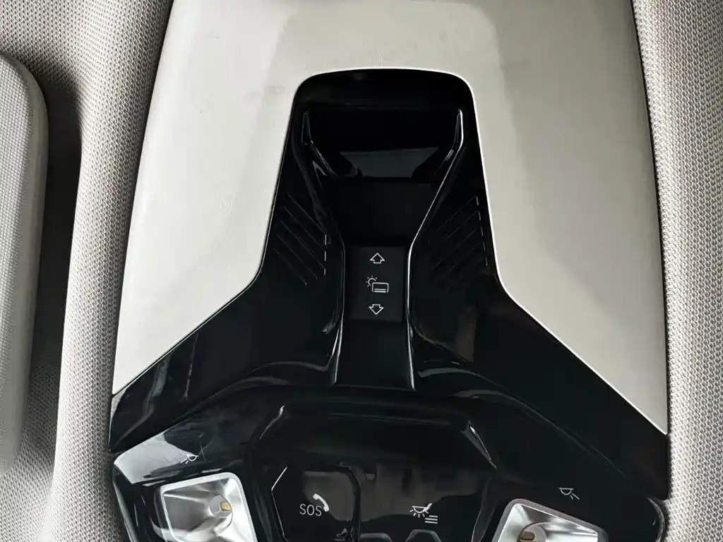 BMW X1 2023 sDrive20Li X Design Package фото 22