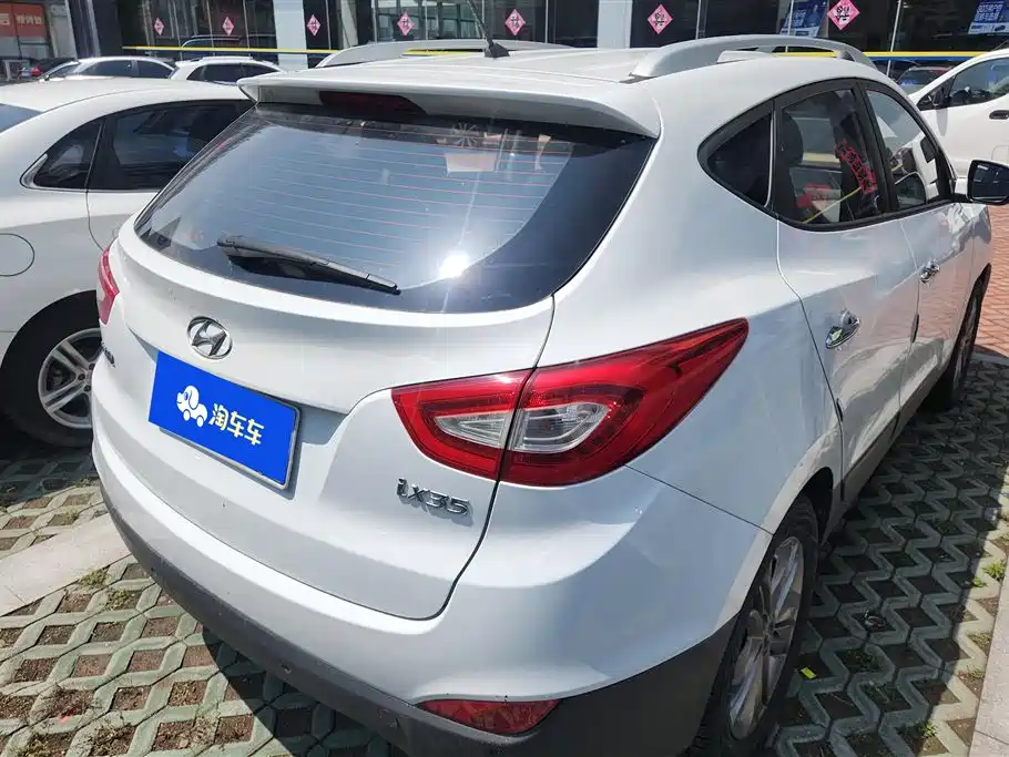 Hyundai Beijing Hyundai ix35 2013 2.0L Auto 2WD Smart GLS China IV фото 3