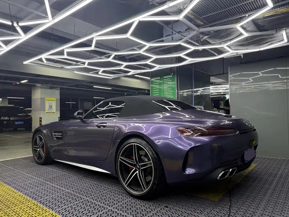 MERCEDES-BENZ AMG GT